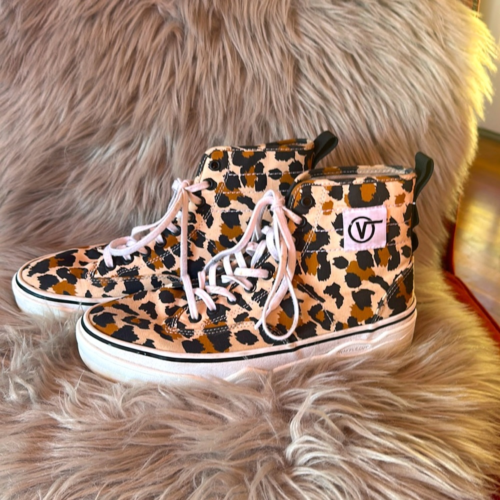Vans high top cheetah print sneakers